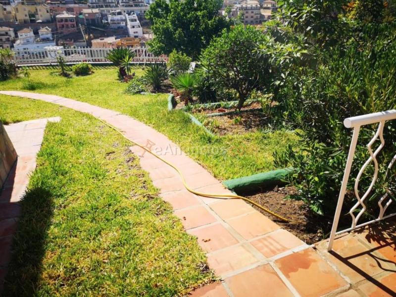 Adosado en venta en  Puerto de la Torre, Málaga