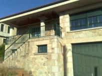 Adosado en venta en  Teo