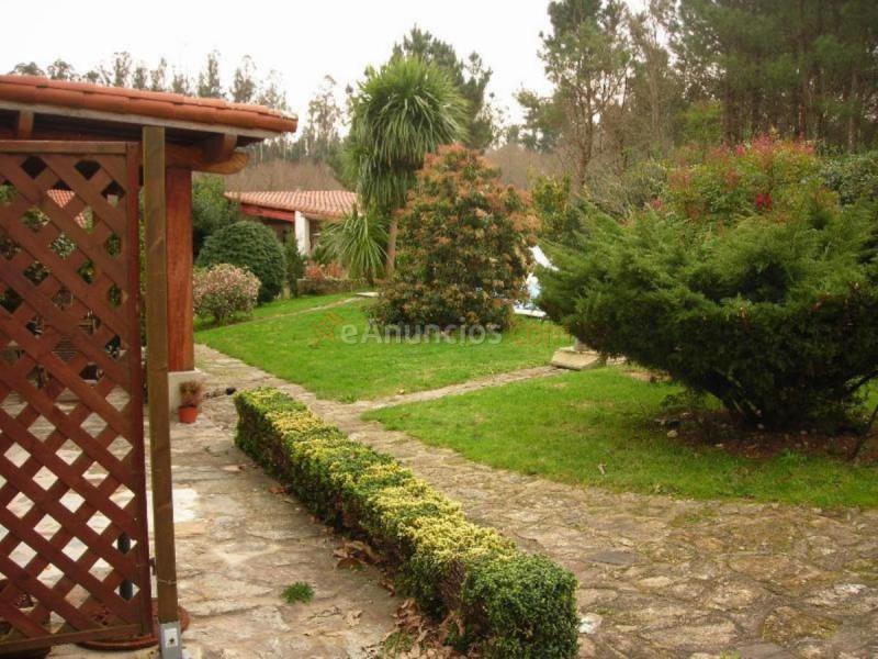 Adosado en venta en  Bugallido, Ames