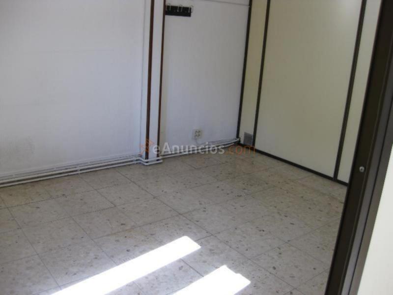 Local Comercial en alquiler en  Campus norte - S.Caetano, Santiago de Compostela