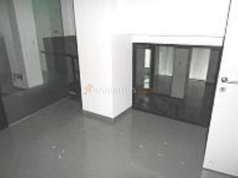 Local Comercial en venta en Calle Valmojado, Latina, Madrid