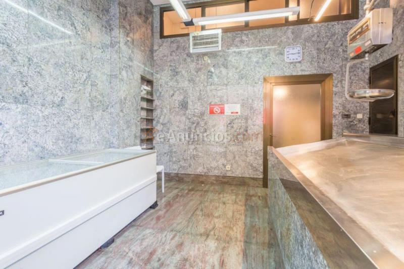 Local Comercial en venta en Calle del Monasterio de Urdax, San Juan, PamplonaIruña