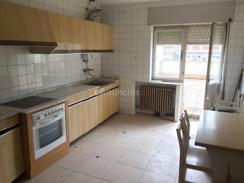 Apartamento en venta en Calle Martínez Agosti, Infiesto