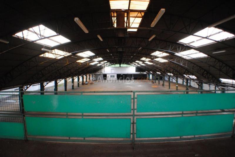 Edificio en alquiler en  Oeste, Gijón