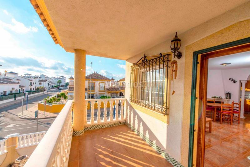 Casa en venta en Calle Rigoletto, Orihuela Costa, Orihuela