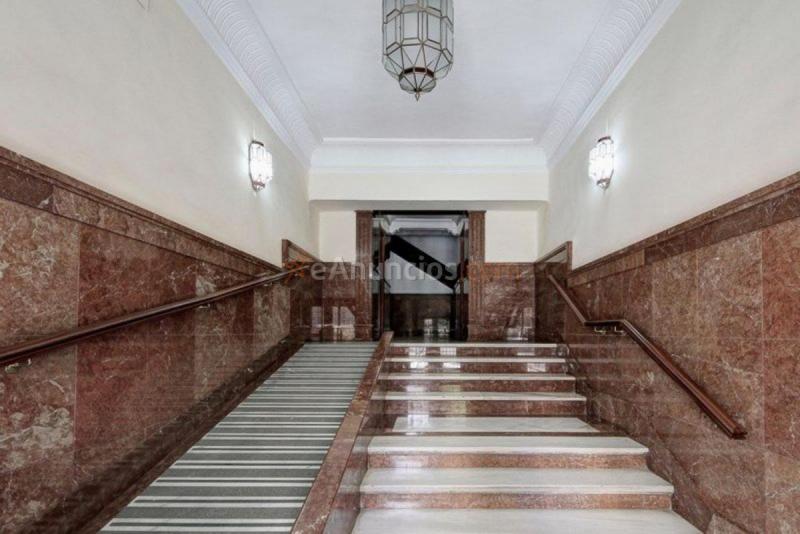 Apartamento en venta en Camino DE RONDA, Figares - San Antón, Granada