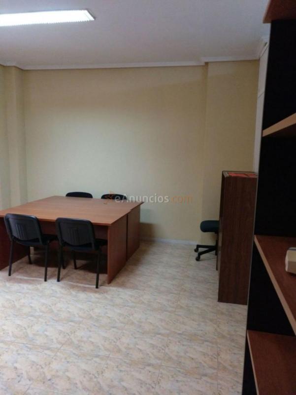 Local Comercial en alquiler en  San Bernardo - Carmelitas - Campus, Salamanca