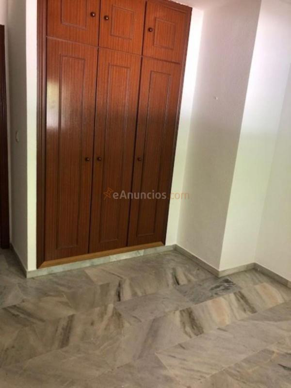 Apartamento en venta en Avenida Jose Manuel Vallés, Marbella Pueblo, Marbella