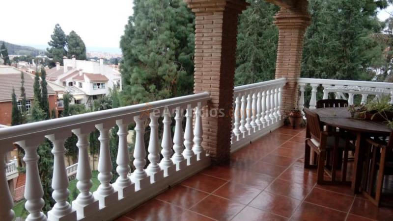 Adosado en venta en  Puerto de la Torre, Málaga