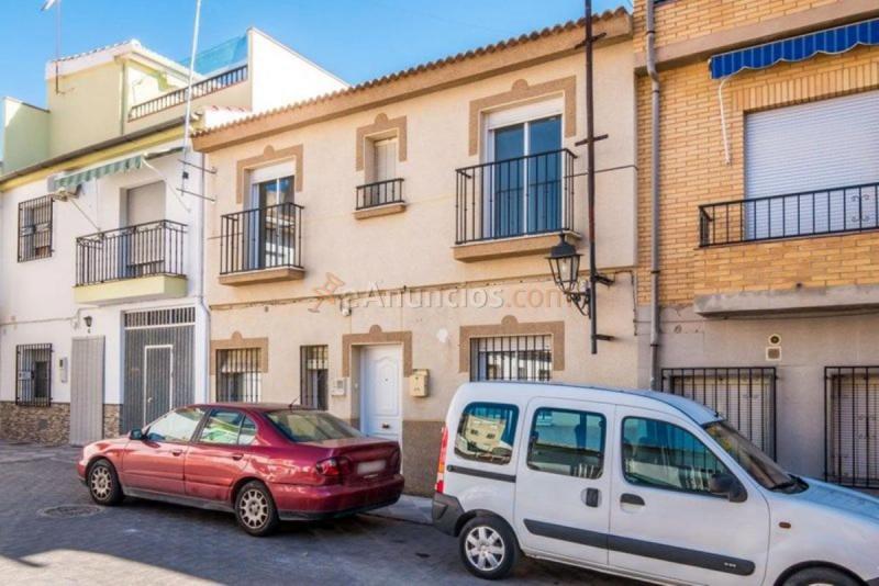 Casa en venta en Calle Francisco Osuna, Atarfe