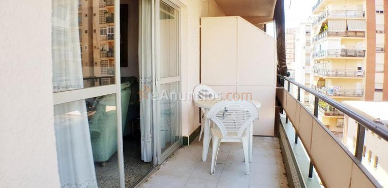 Apartamento en venta en Avenida Condes de San Isidro, Fuengirola, Zona Puerto Deportivo, Fuengirola