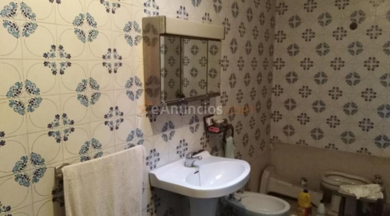 Local Comercial en alquiler en  Núcleo Urbano, La Pobla de Vallbona