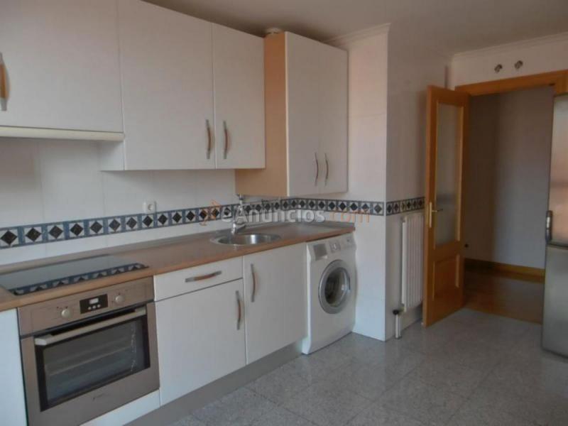 Apartamento en alquiler en Plaza Doctor Emilio Gimenez Heras, Zona sur - B Cortes, Burgos