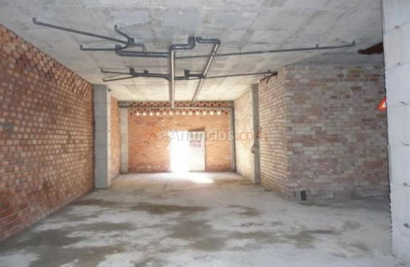 Local Comercial en venta en Calle ALMERIA, RESIDENCIAL LA FUENTE, Laguna Beach, Torrox