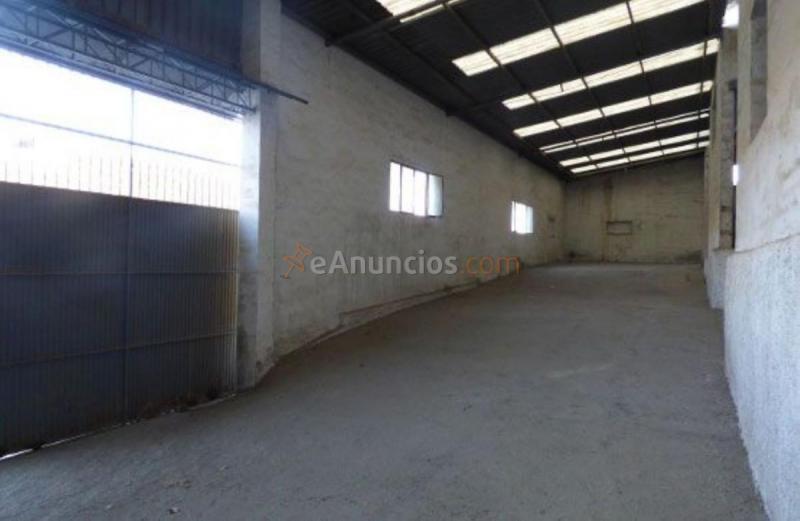 Edificio en venta en Carretera ARENAS, Camino Algarrobo - Las Arenas, Vélez-Malaga