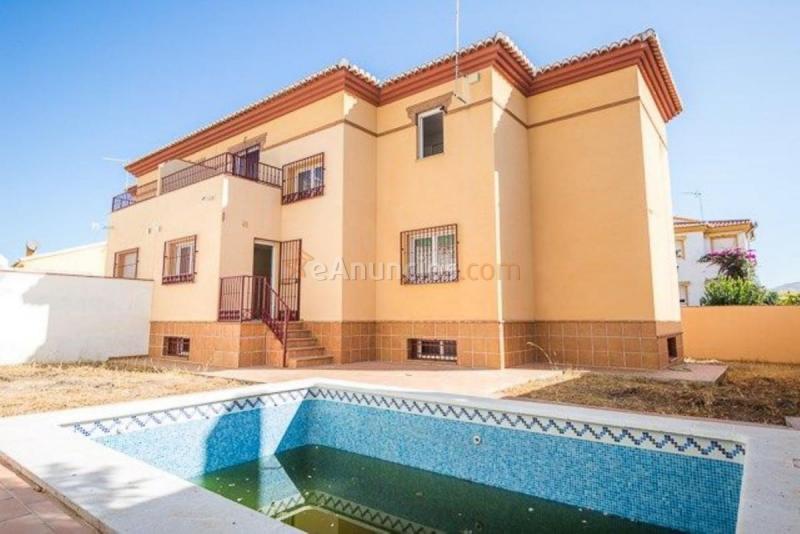 Casa en venta en Calle San Isidro, Ogijares