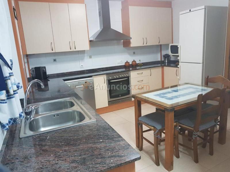 Casa en venta en  Núcleo Urbano, La Pobla de Vallbona