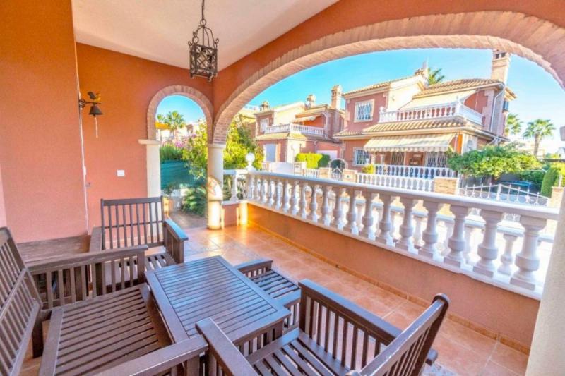 Adosado en venta en  Paraná, Orihuela Costa, Orihuela