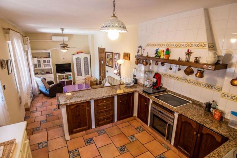 Adosado en venta en  Residencial Triana - Barrio Alto, Las Gabias