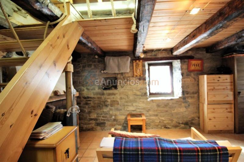 Adosado en venta en Calle Iglesia de la Ag. Villanov, Poblaciones norte, Jaca