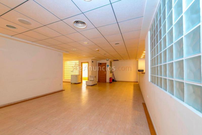 Local Comercial en venta en  Ramon Gallud, Playa del Cura, Torrevieja