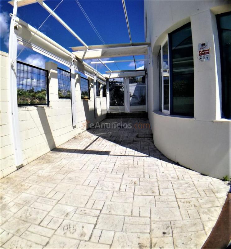 Local Comercial en alquiler en  Salteras