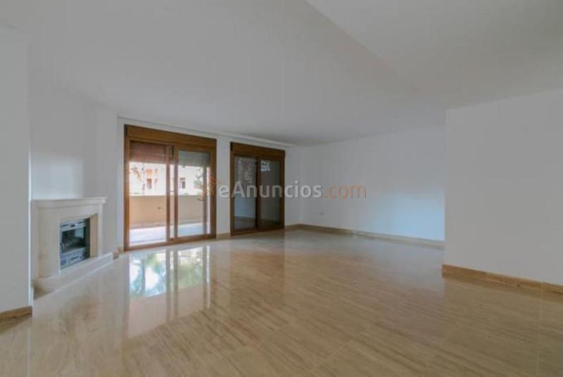 Apartamento en venta en  Urb. lomas del virrey, Nagüeles-Milla de Oro, Marbella