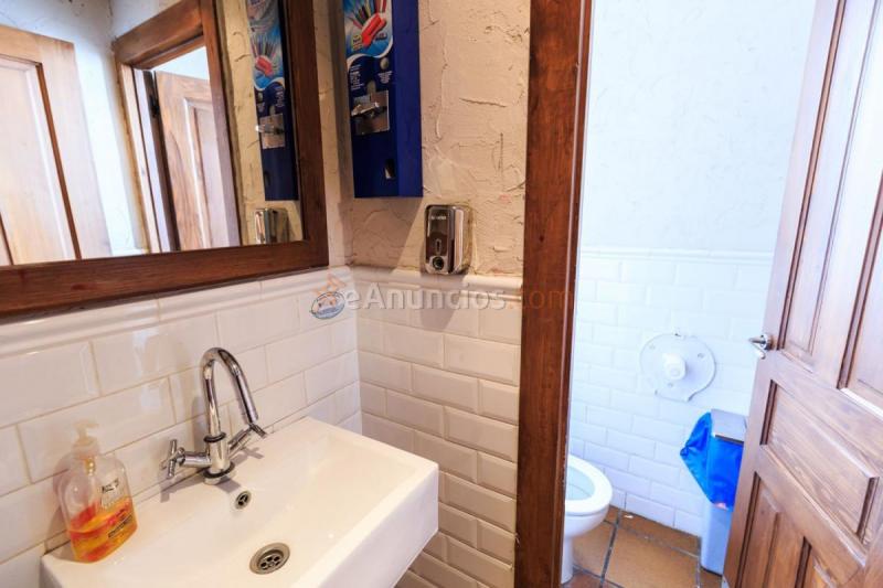 Local Comercial en alquiler en Calle de Juan de Olias, Madrid, Tetuán, Madrid