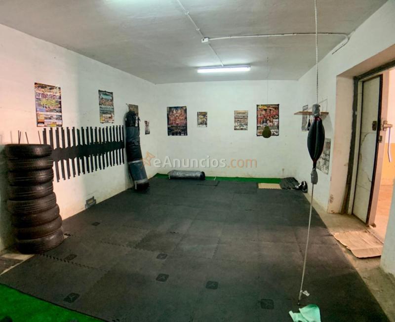 Local Comercial en venta en  Olivares