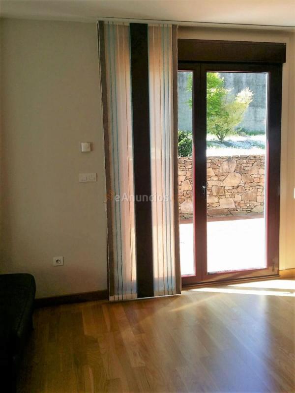 Adosado en venta en  Nós, Oleiros