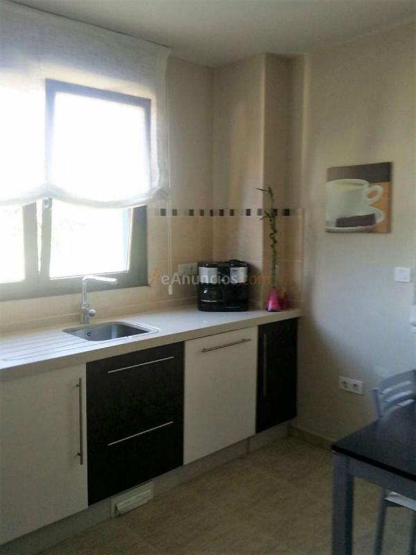 Adosado en venta en  Nós, Oleiros