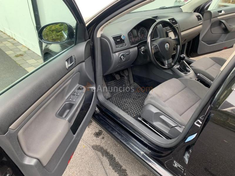 Volkswagen Golf  1.9-105 D