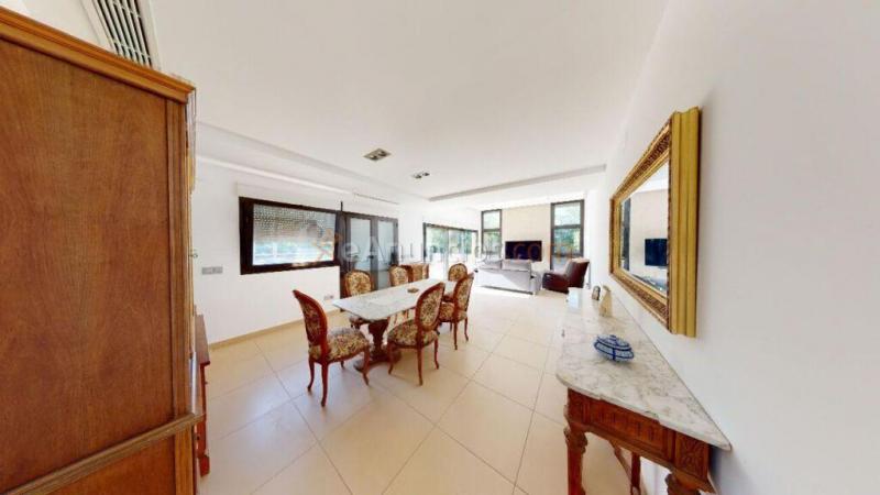 Casa-Chalet en Venta en Novelda Alicante