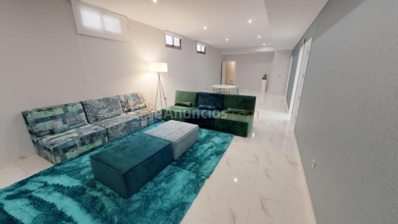 Casa-Chalet en Venta en Villamartin Alicante