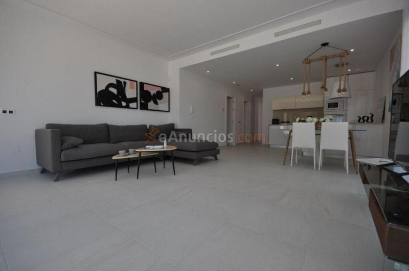 Casa-Chalet en Venta en San Miguel De Salinas Alicante