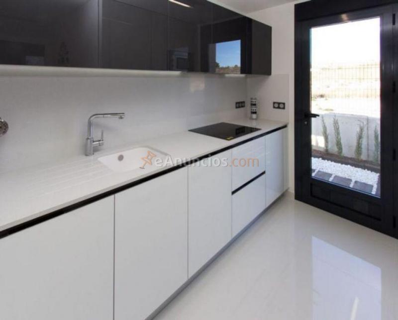 Casa-Chalet en Venta en Castalla Alicante