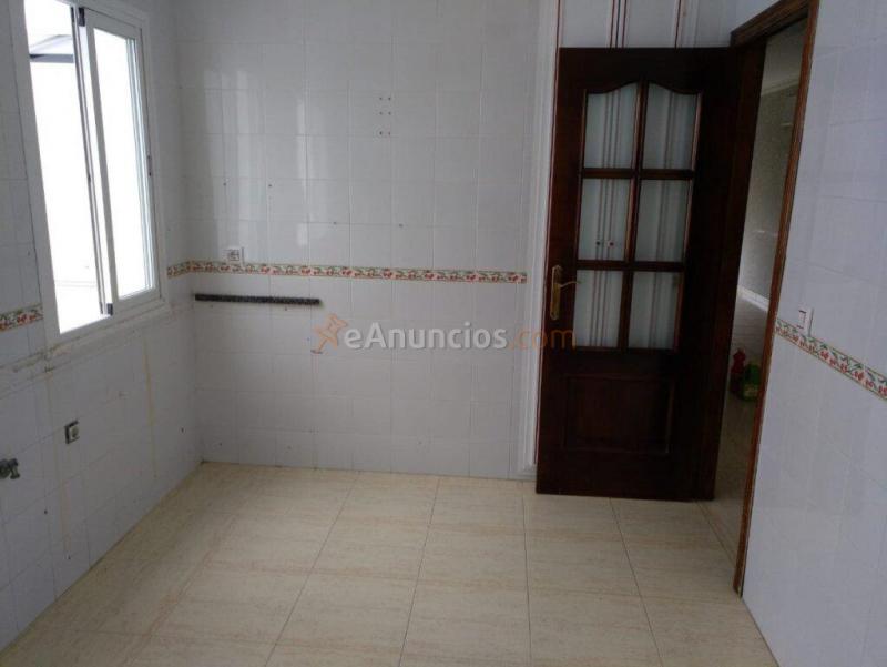 Piso en Venta en Villamartin Cádiz