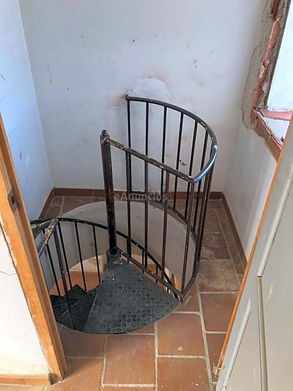 CASA PARA REFORMAR EN SONSECA