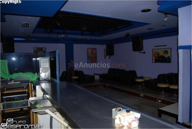 Casa  Chalet en venta en El Pinar de 464 m2