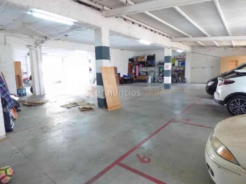 GARAJE EN VENTA CON PLAZAS DE PÁRKING Y TRASTEROS EN VENTA EN NAVARCLES