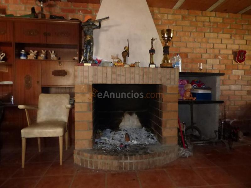 FINCA RÚSTICA DE 2.200 M2 CON AGUA DE ACEQUIA ILIMITADA, ZONA AGRÍCOLA Y BOSCOSA EN VENTA EN MANRESA