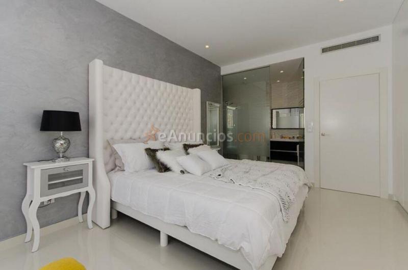 Casa-Chalet en Venta en Manga Del Mar Menor, La Murcia