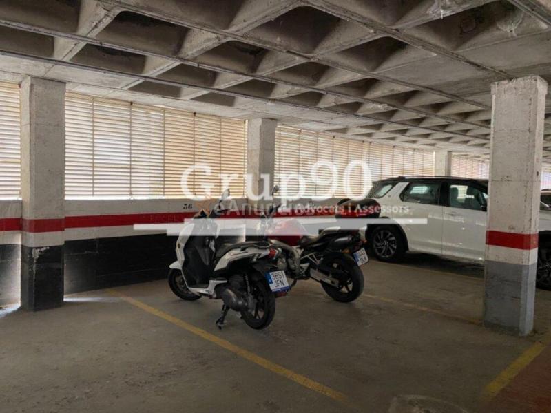 Pack de 80 plazas de Parking en el centro de l'Hospitalet
