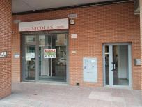 Bajo comercial 24 metros frente caixa Beniajan