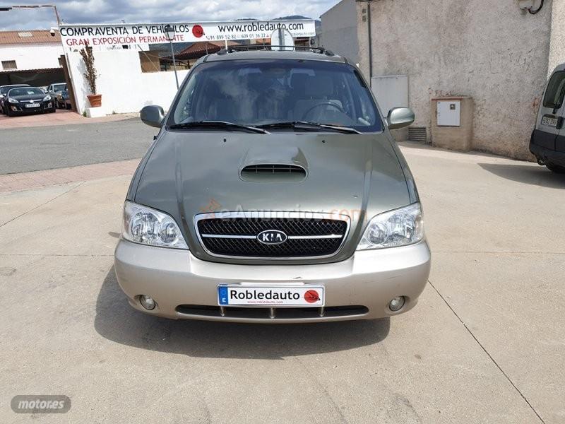 Kia Carnival 2.9 CDRi EX de 2014 con 178.590 Km por 3.900 EUR. en Madrid