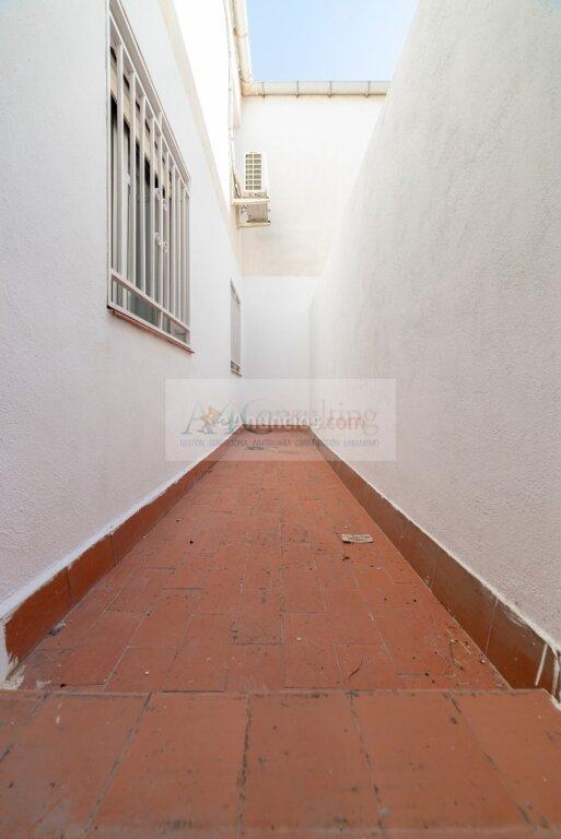 PISO MUY LUMINOSO CON TERRAZA DE 55 M2