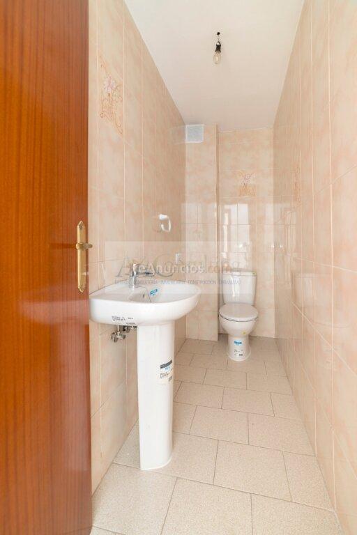 PISO MUY LUMINOSO CON TERRAZA DE 55 M2