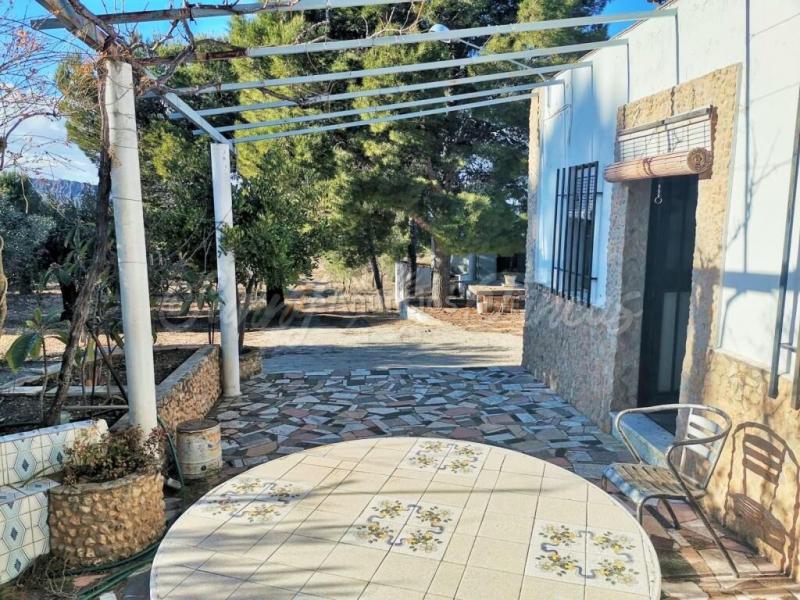Casa de campo-Masía en Venta en Yecla Murcia