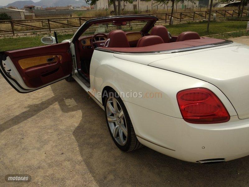 Bentley Continental GTC 6.0. V12 de 2009 con 45.446 Km por 74.999 EUR. en Granada