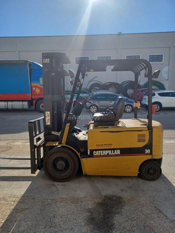 -Carretilla Caterpillar EP30K